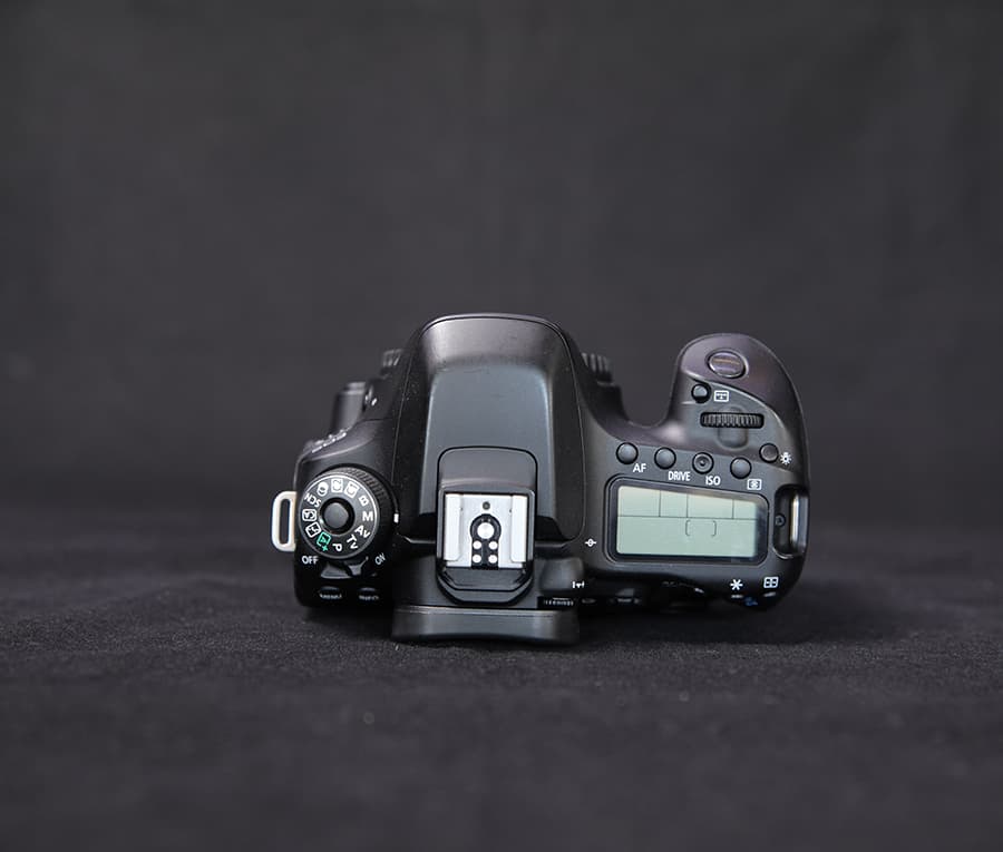 دوربین Canon 80D 18-135mm دست دوم — تصویر ۵