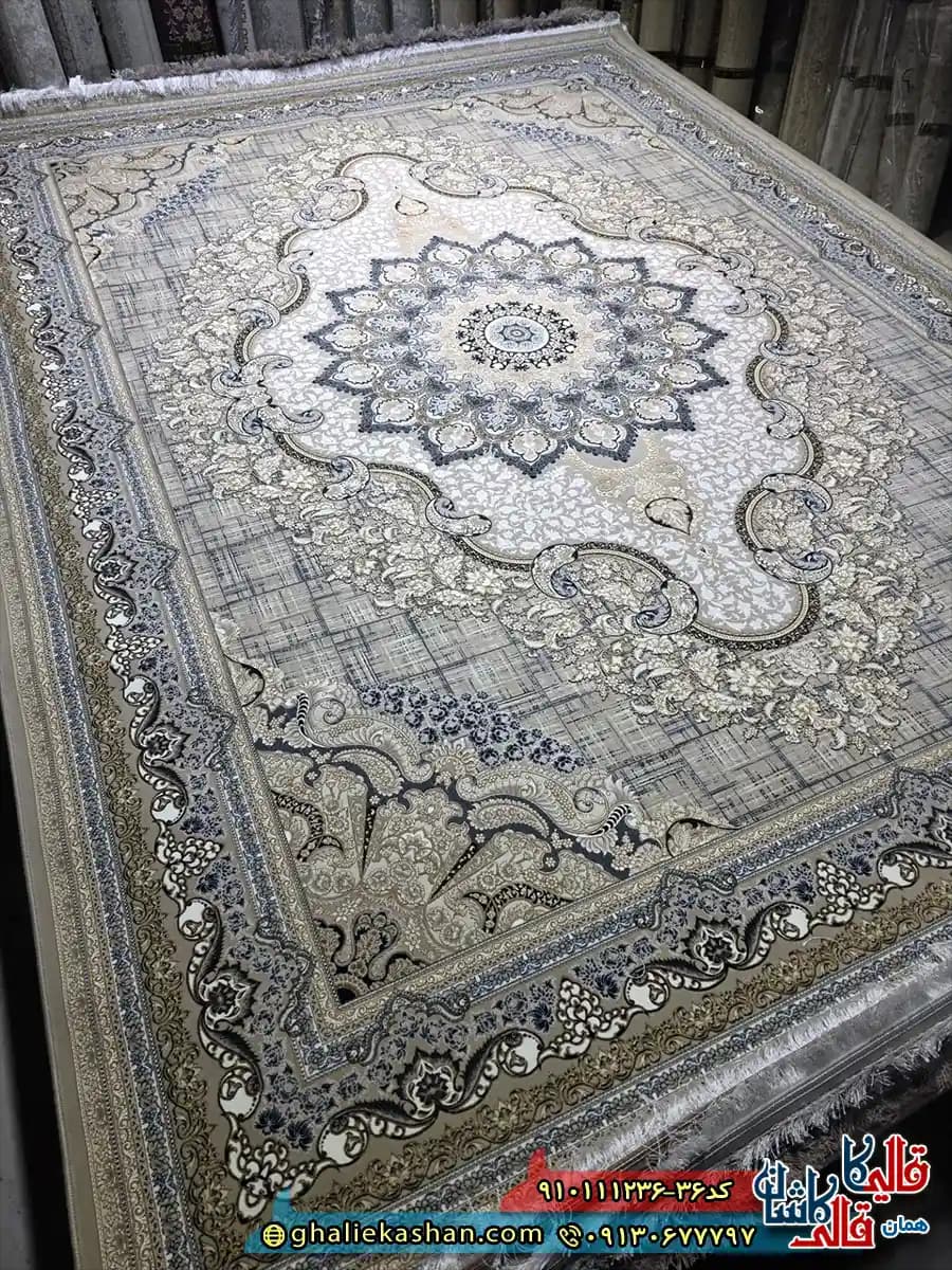 فرش طلاکوب 1200 شانه طرح ویولت رنگ نسکافه ای قهوه ای گل برجسته کاشان — تصویر ۲