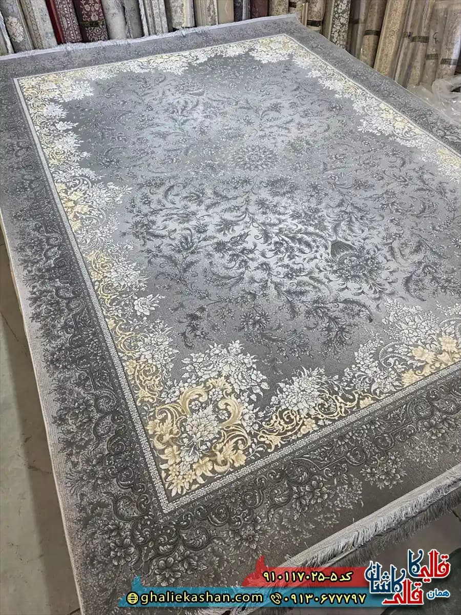 فرش طلاکوب 700 شانه طرح افشان شایلی رنگ طوسی گل برجسته کاشان 