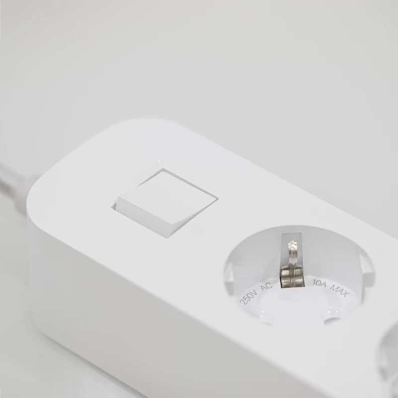 هاب شارژر و چندراهی برق هادرون HADRON P343 — تصویر ۳
