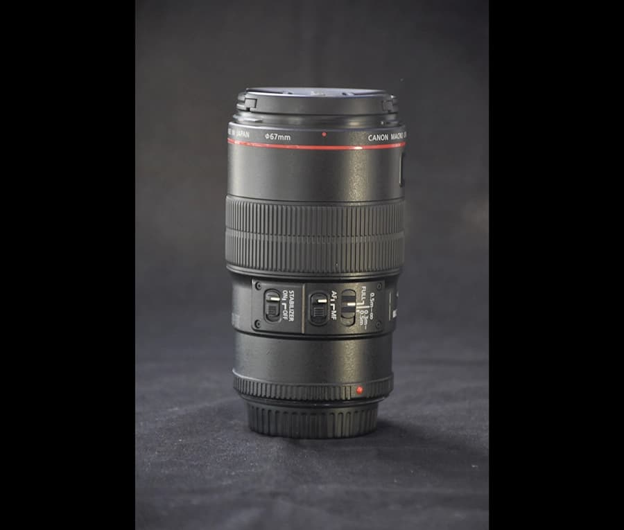 لنز Canon Macro 100mm F2.8L USM دست دوم — تصویر ۴