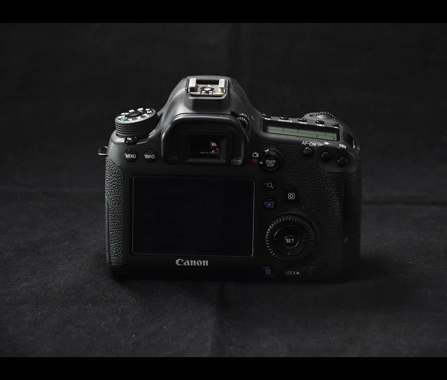دوربین Canon 6D بدنه دست دوم — تصویر ۳