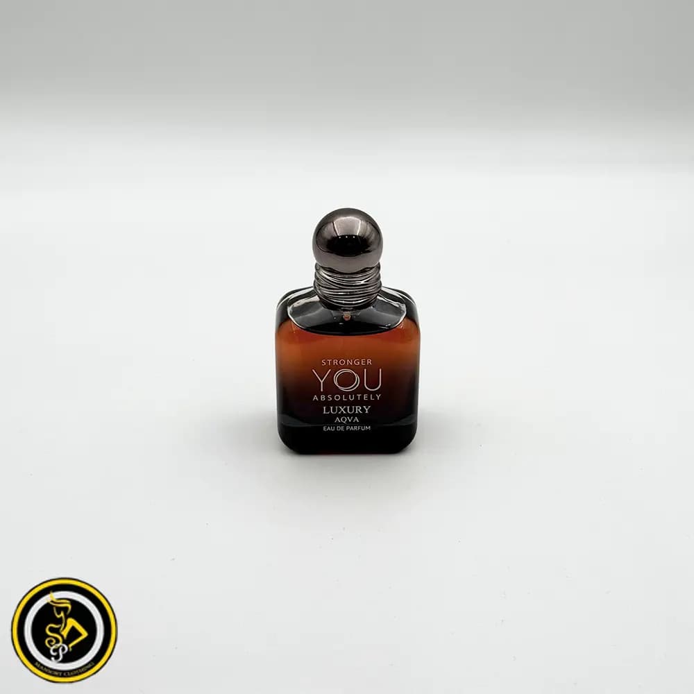 ادکلن مردانه استرانگر ویت یو ابسولوتلی برند لاکچری آکوا