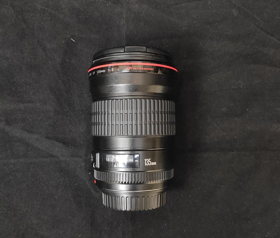 لنز Canon 135mm F1:2 دست دوم — تصویر ۲