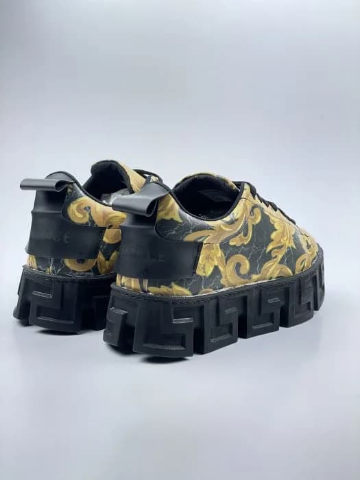 ونس ورساچه versace بندی چاپی طرح چاپی ورساچه مشکی طلایی زیره مشکی — تصویر ۴