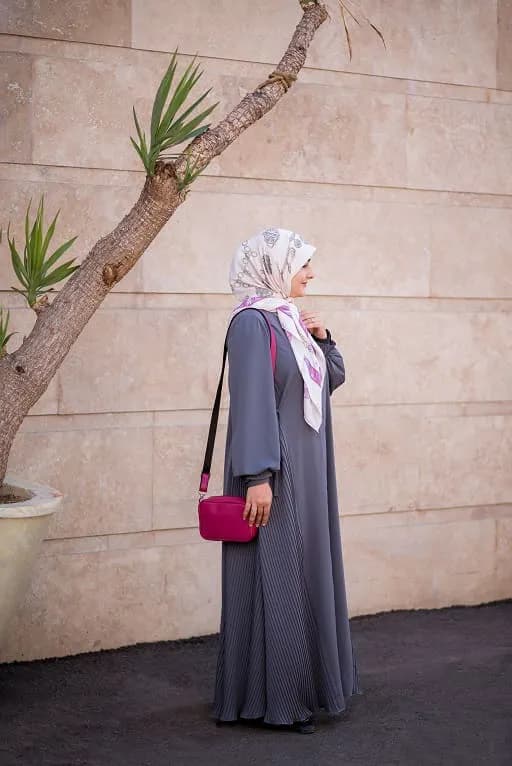 عبا پلیسه — تصویر ۵