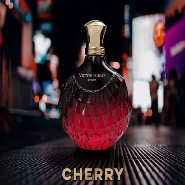 ادو پرفیوم زنانه ویکتور هوگو مدل چری CHERRY حجم 100 میل — تصویر ۴