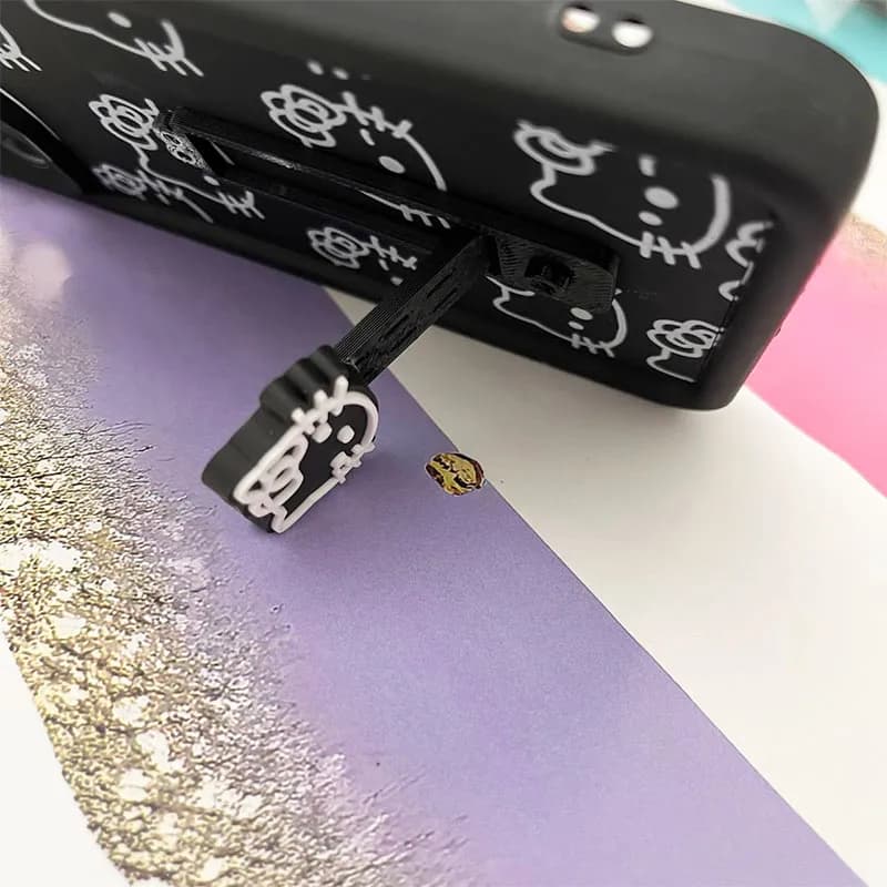 قاب گوشی Galaxy A73 سامسونگ سولید طرح کیتی استند دار 667 — تصویر ۴
