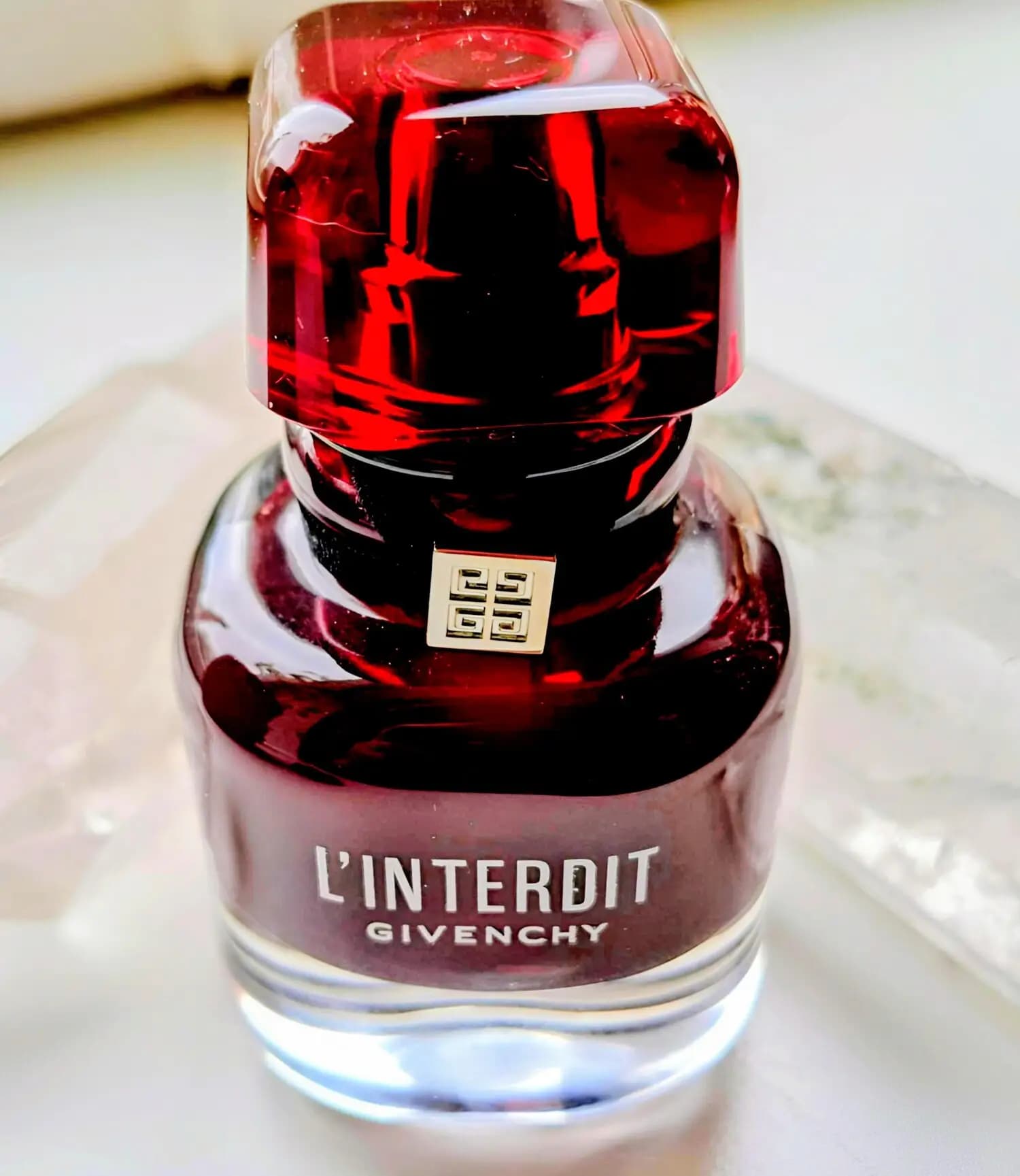 عطر ادکلن جیوانچی له اینتردیت ادوپرفیوم رژ اصل | Givenchy L Interdit Eau de Parfum Rouge — تصویر ۴