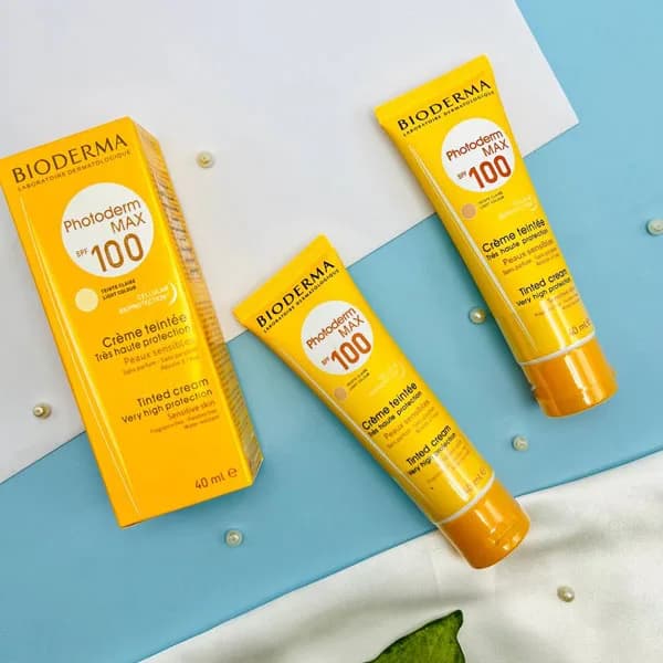 کرم ضد آفتاب SPF100 فتودرم مکس رنگ روشن بایودرما BIODERMA حجم 40 میل — تصویر ۴