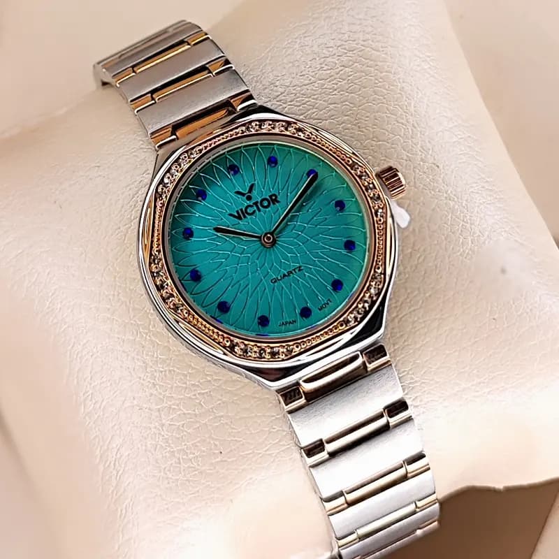 ساعت مچی زنانه ویکتور فرانسه اورجینال نقره ای رزگلد مدل V5762 — تصویر ۱۲