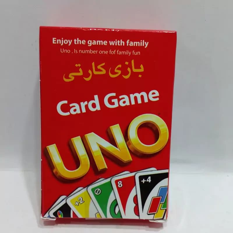 بازی اونو کد 1 کارت بازی حاوی 52 کارت که 2تا از کارت ها برای راهنمایی است جنس کارت ها از مقوا است