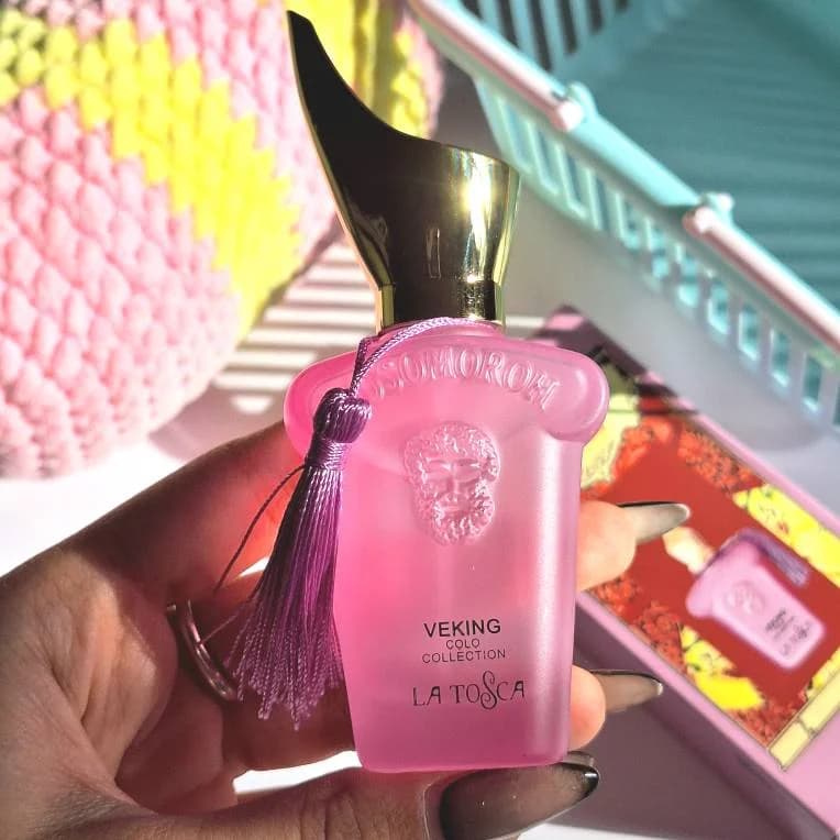 عطر ۲۵ میل veking colo رایحه کازاموراتی گران بالو