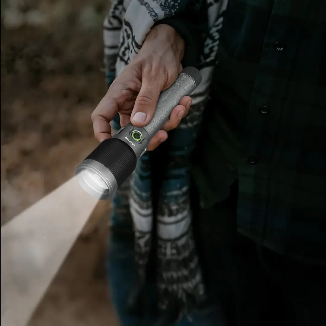 چراغ قوه پرتابل LED گرین لاین مدل Green Lion Ranger Pro Portable LED Torch — تصویر ۲