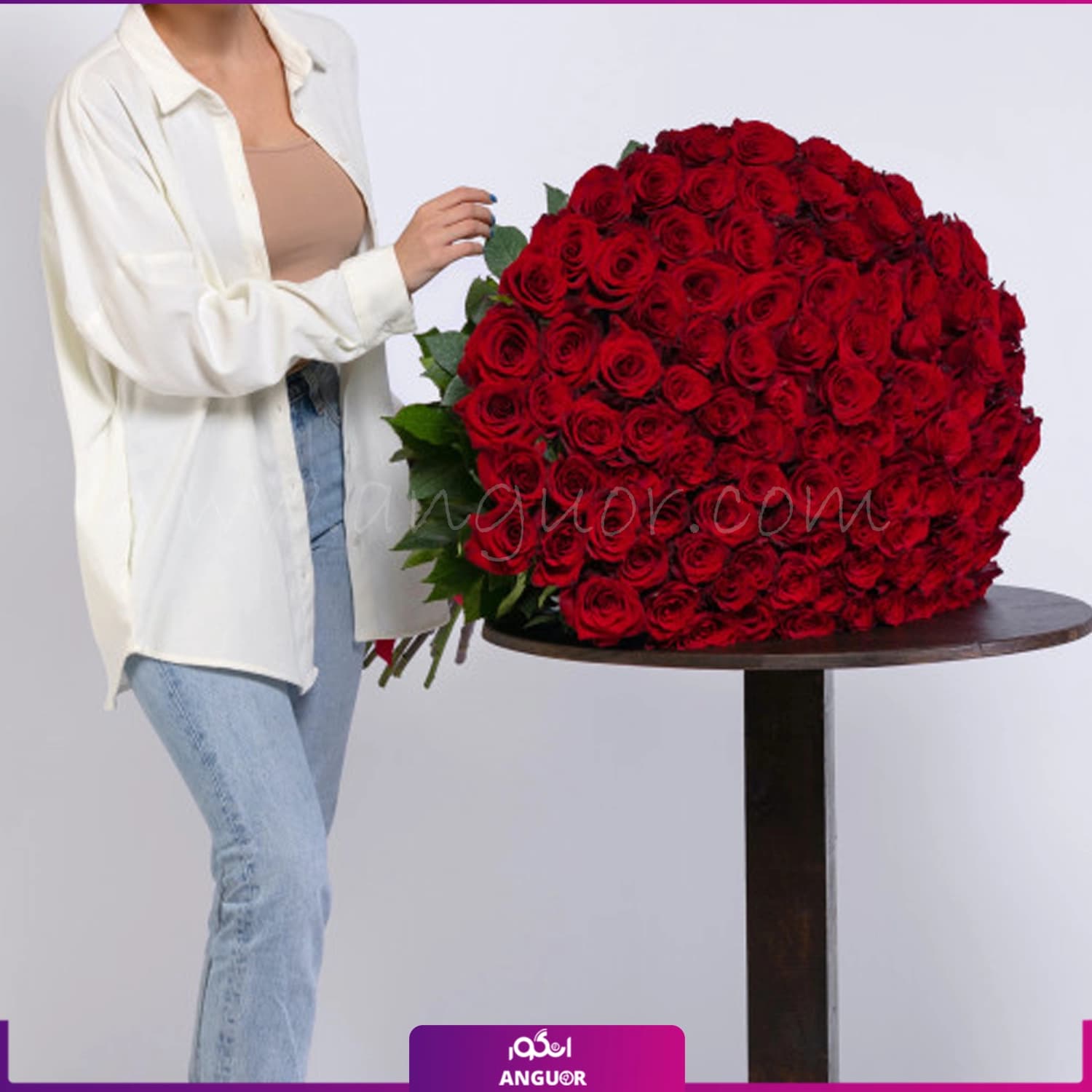 دسته گل رز قرمز هلندی سوپر ممتاز – 2۰۰ شاخه (ساقه 100سانتی) — تصویر ۲