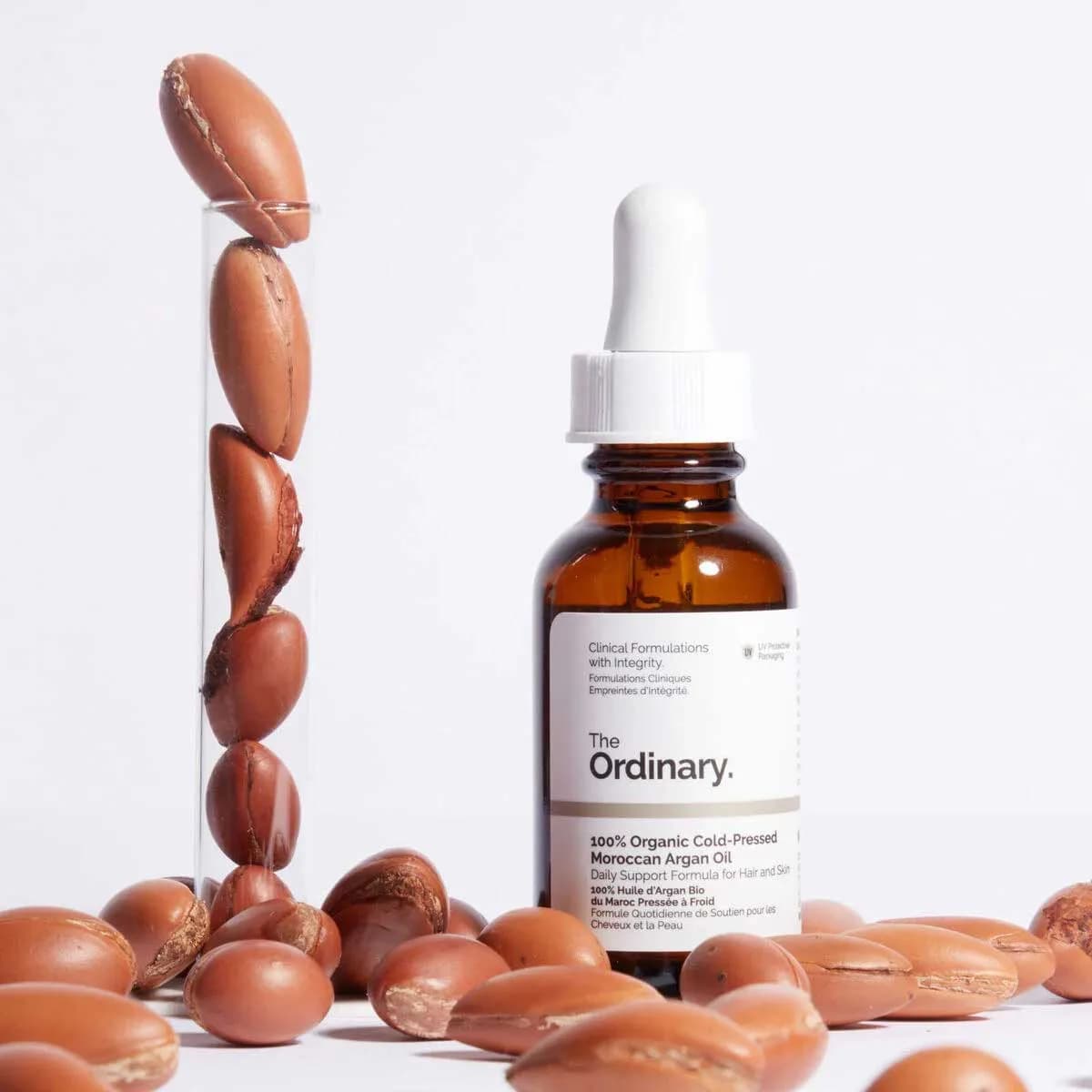 سرم مرطوب کننده و آبرسان اوردینری مدل Argan Oil حجم 30 میلی لیتر — تصویر ۲