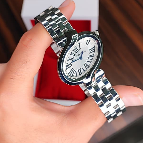 ساعت مچی زنانه کارتیر بیضی بند استیل نقره ای (Cartier) — تصویر ۷