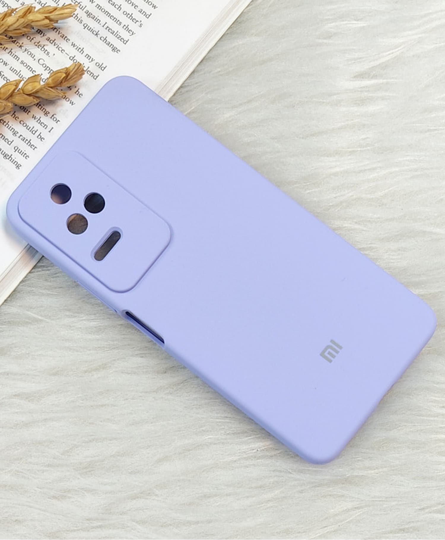 کاور سیلیکونی اورجینال گوشی موبایل Poco F4 — تصویر ۲