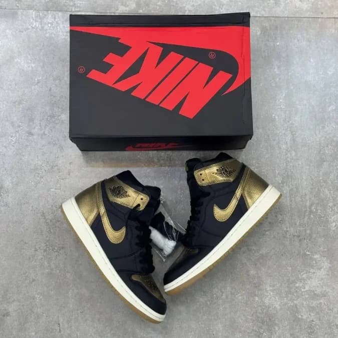 کفش جردن وان ساقدار مشکی گلد مستر کوالیتی | Jordan 1 High Black & Gold — تصویر ۲