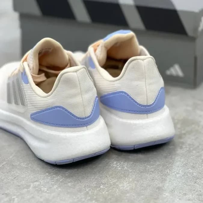 کتونی آدیداس پیور بوست سفید | adidas Pureboost 22 H.RDY white — تصویر ۲