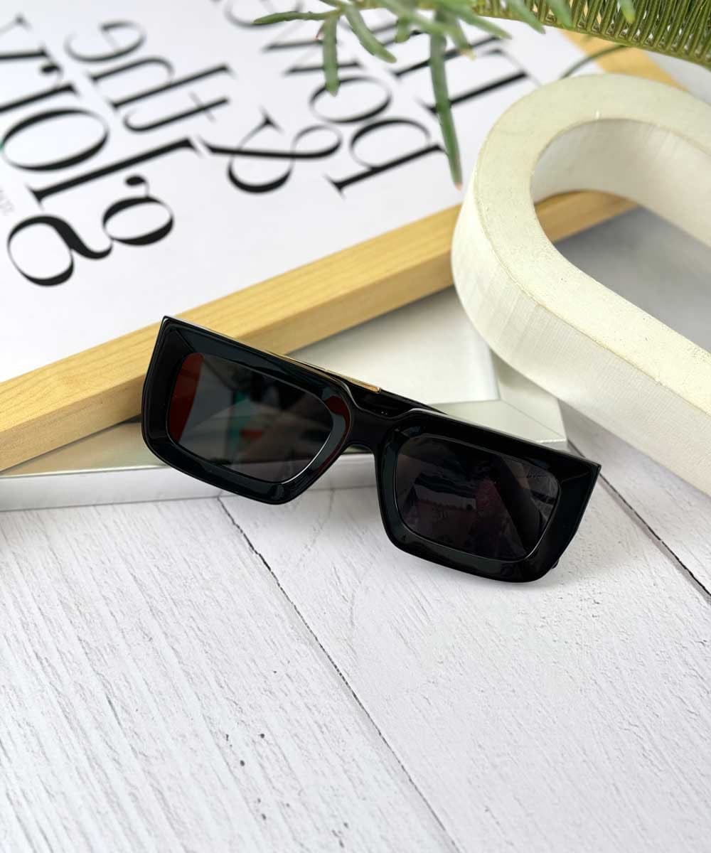 عينک آفتابي اسپرت آف وايت مدل Off White Oer1073