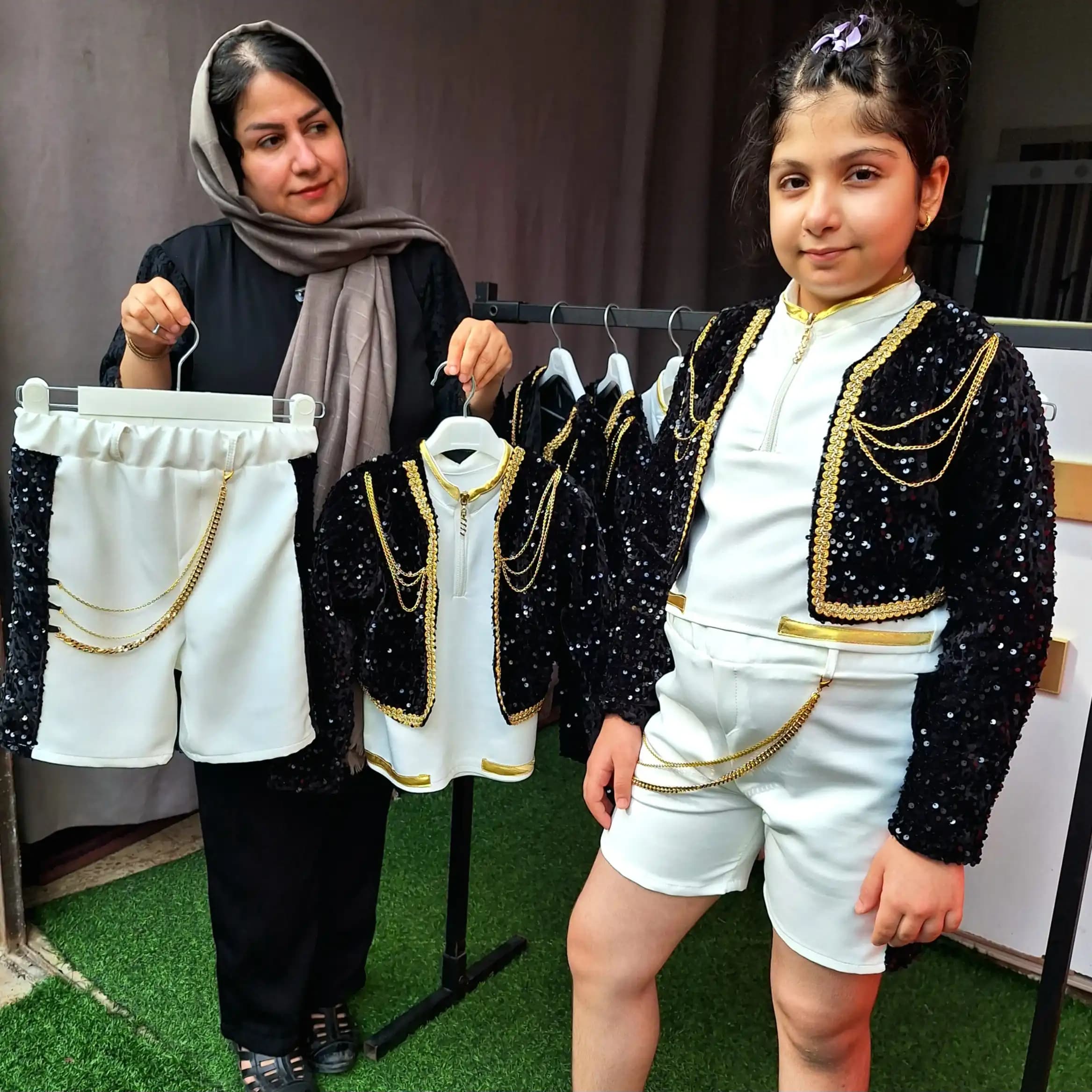 لباس شکارچیان شیاطین کیپاپ هانتریکس سه تیکه رومی | لباس رومی مناسب تولد — تصویر ۲
