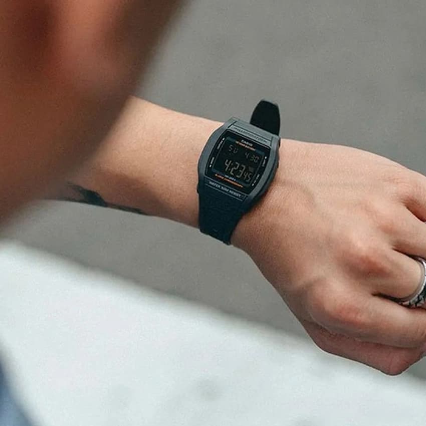 ساعت مچی کاسیو CASIO W-201-1BVDF — تصویر ۲