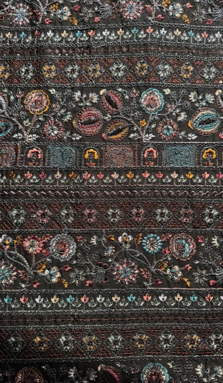 پارچه لینن هندی سوزندوزی مشکی