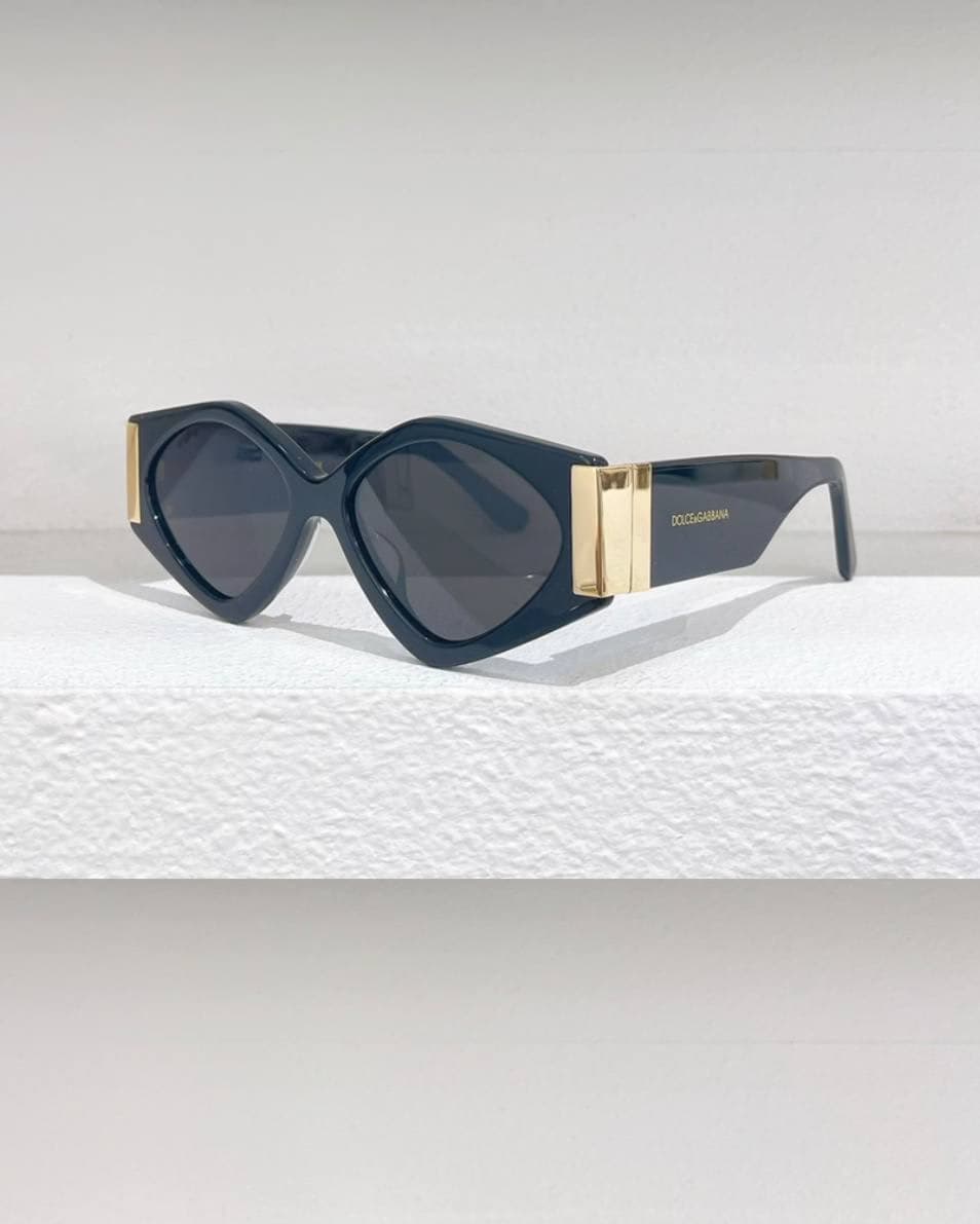 عینک آفتابی اسپرت دولچه گابانا مدل DOLCE&GABBANA DG4396 — تصویر ۳