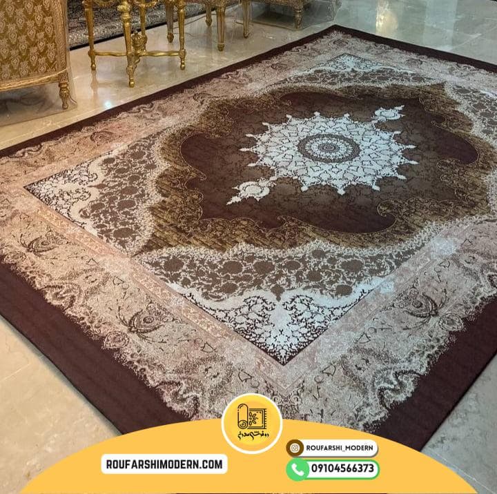 فرشینه / کاور فرش و روفرشی کشدار رنگ قهوه ای ترکیب کرم طلایی کد 1600 (ویدیو) — تصویر ۳