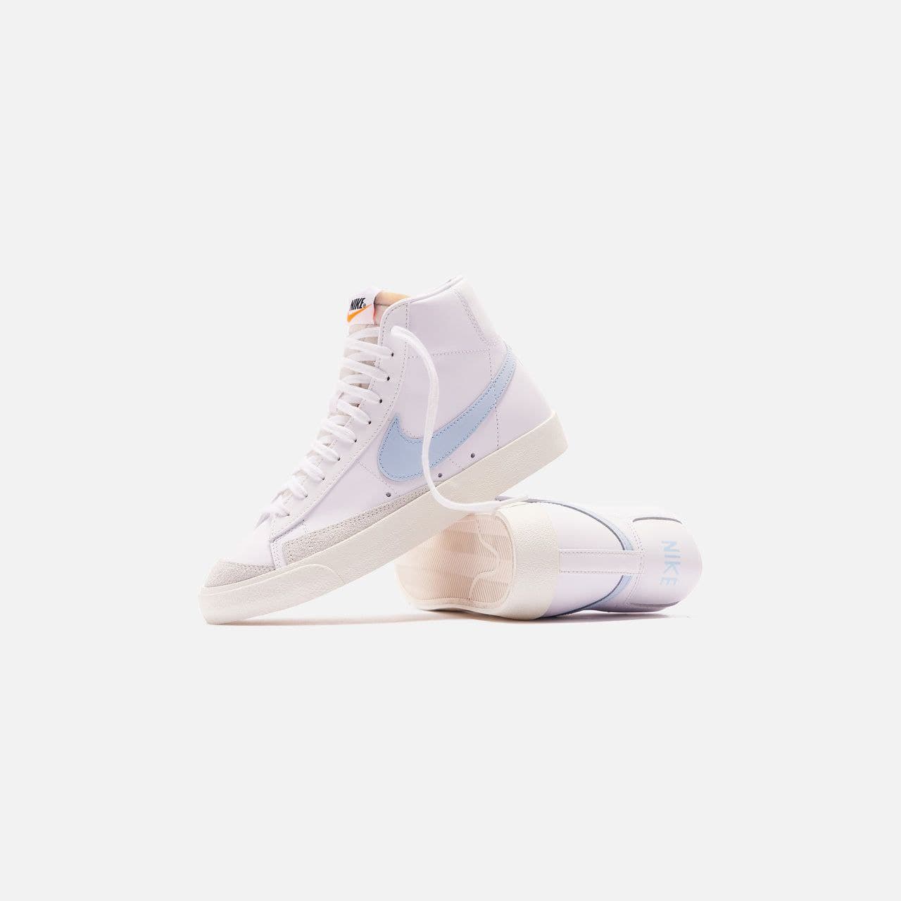 نایک بلیزر ساقدار ۷۷ سفید آبی Nike blazer 77 mid Celestine blue — تصویر ۲