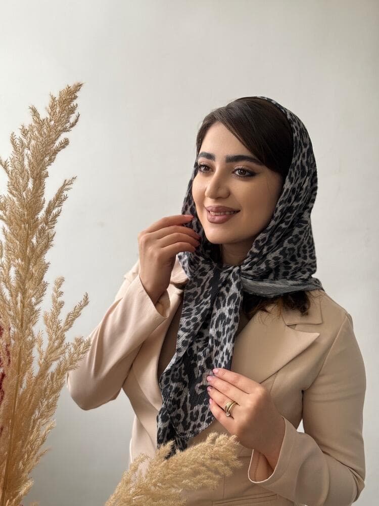 روسری پلیسه پلنگی 139572 — تصویر ۳