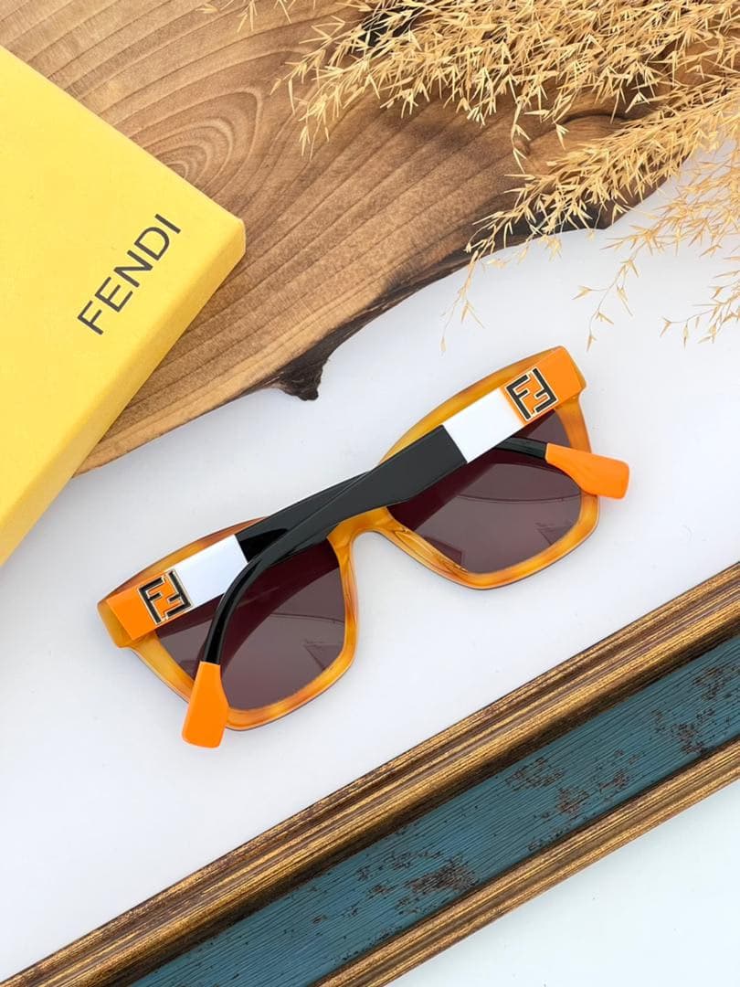 عینک آفتابی زنانه فندی مدل FENDI FF0767 — تصویر ۸