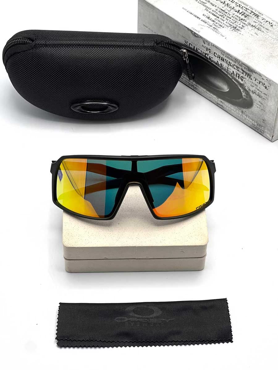 عینک ورزشی اوکلی(سه لنزه) مدل OAKLEY SUTRO — تصویر ۲