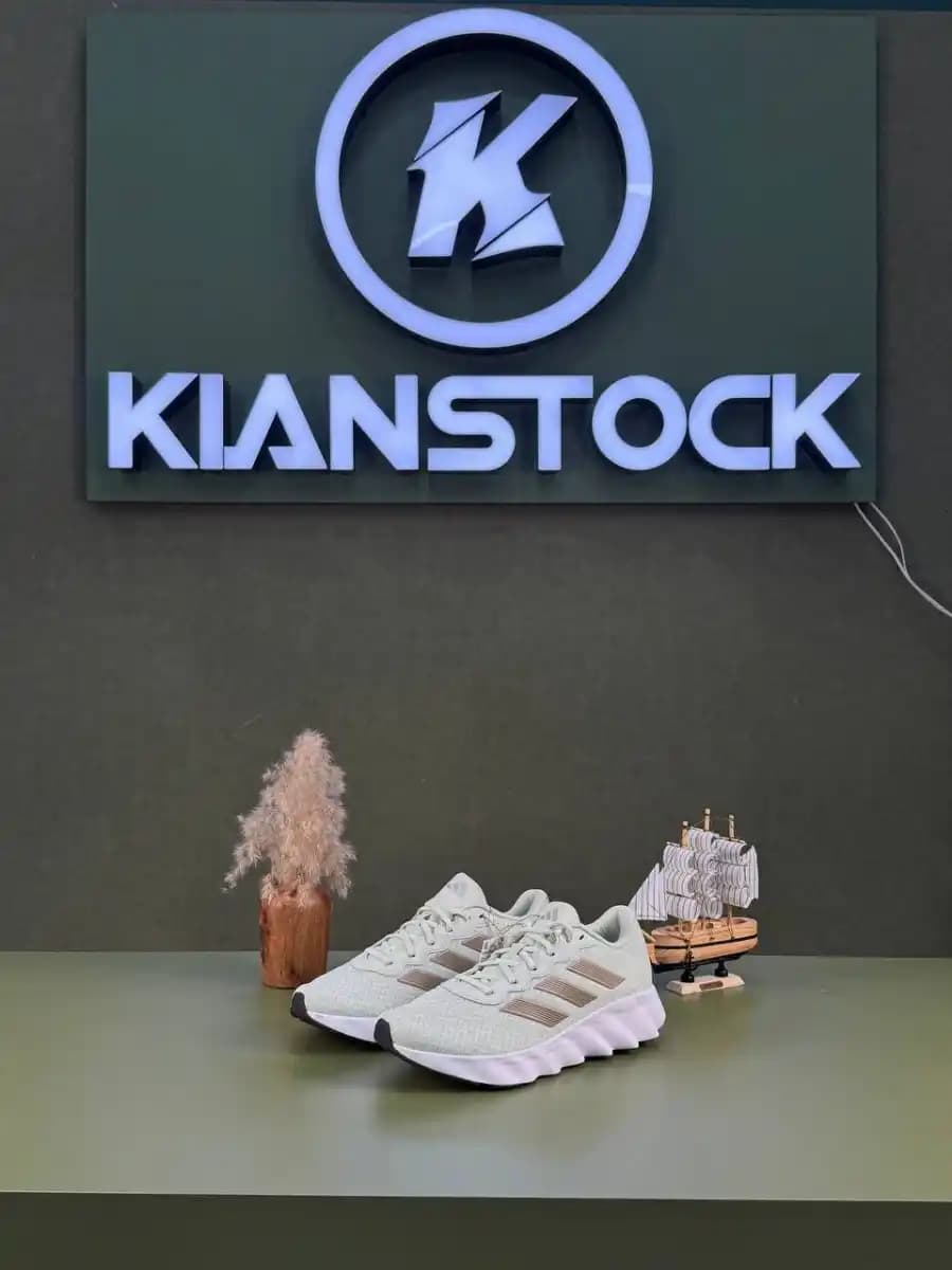 کتونی آد.ید.اس مدل Adidas Switch Moe