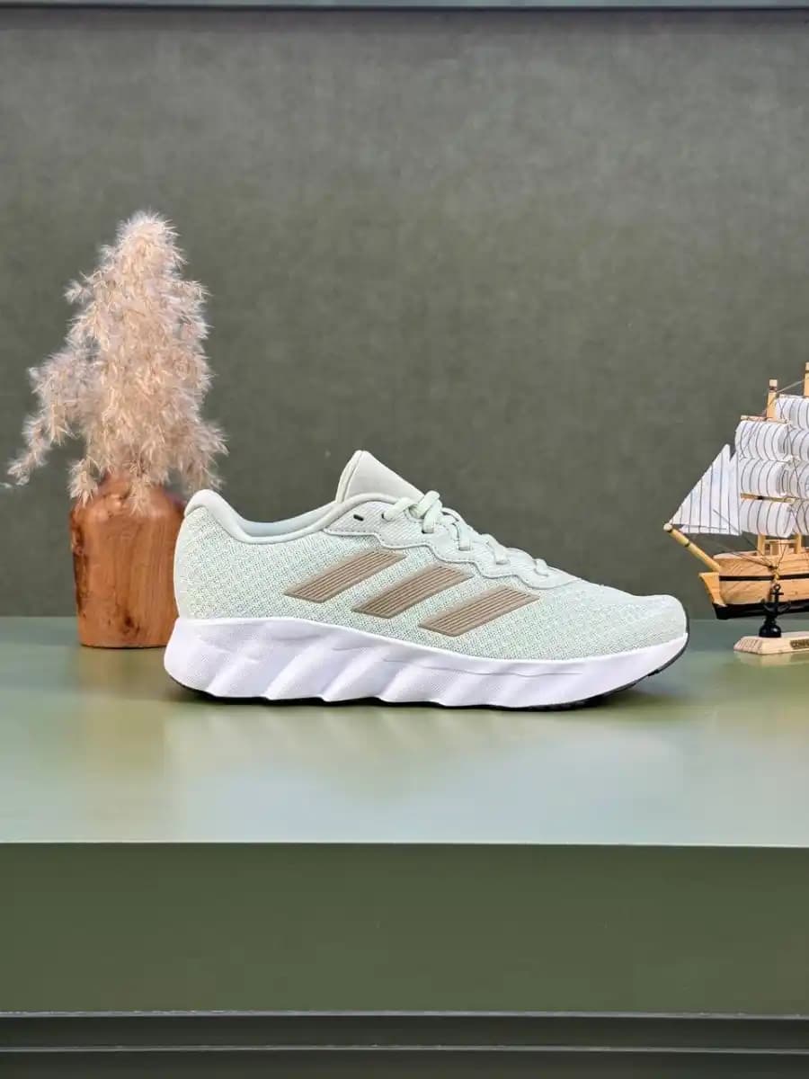 کتونی آد.ید.اس مدل Adidas Switch Moe — تصویر ۲