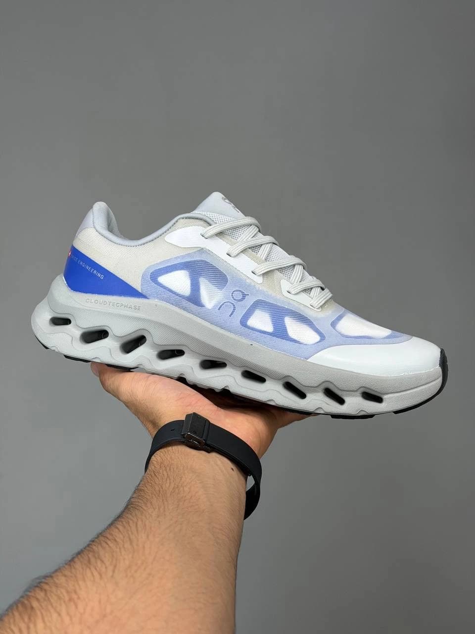 کتونی آن رانینگ کلودتیلت ریمیکس طوسی آبی On Running Cloudtilt Remix Grey Blue