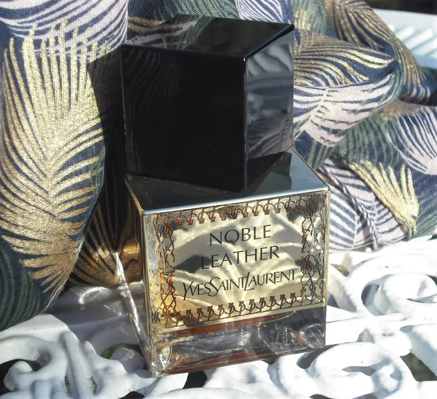 عطر ادکلن ایو سن لورن نوبل لدر اصل | Yves Saint Laurent Noble Leather — تصویر ۴