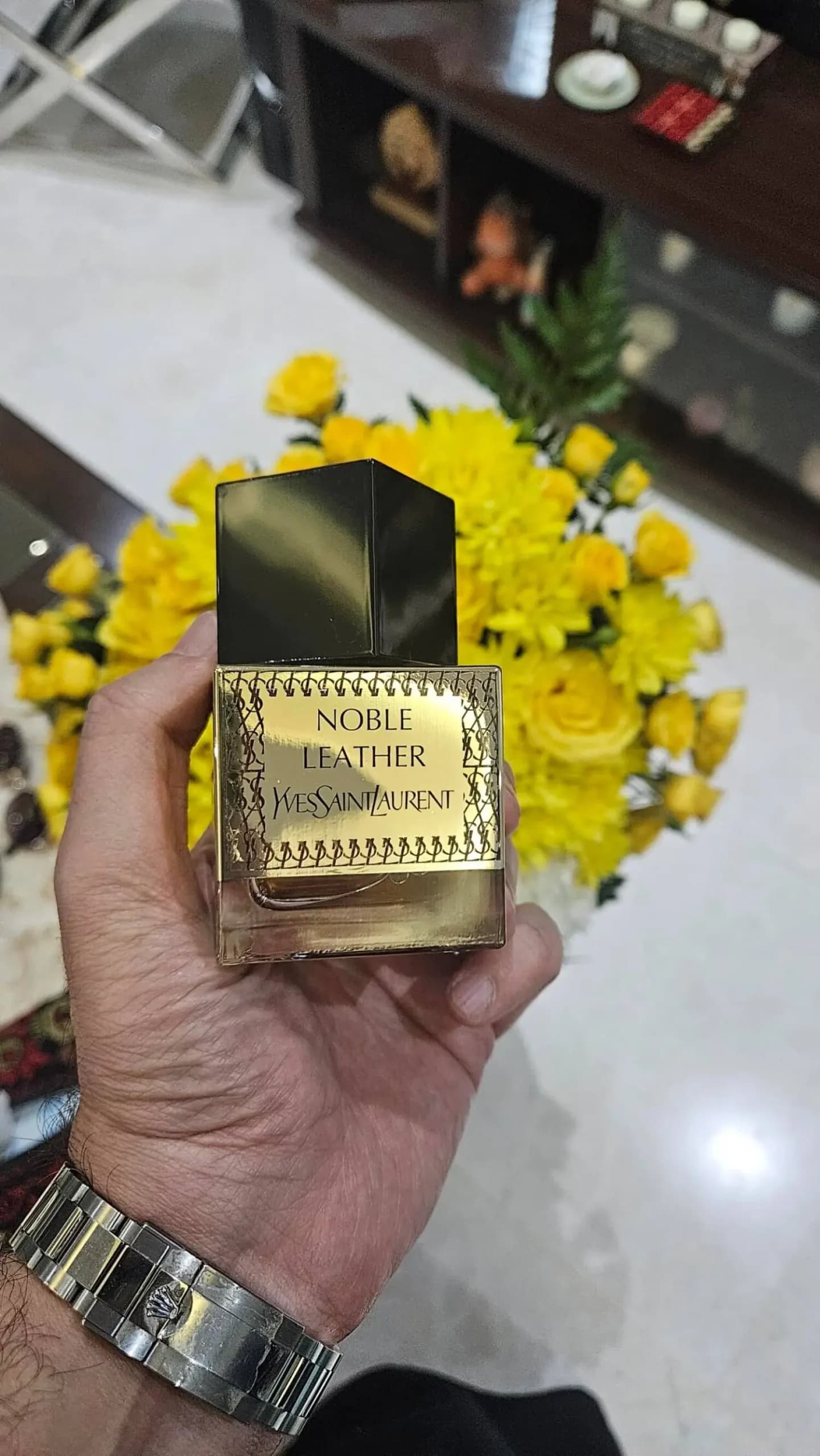 عطر ادکلن ایو سن لورن نوبل لدر اصل | Yves Saint Laurent Noble Leather — تصویر ۵