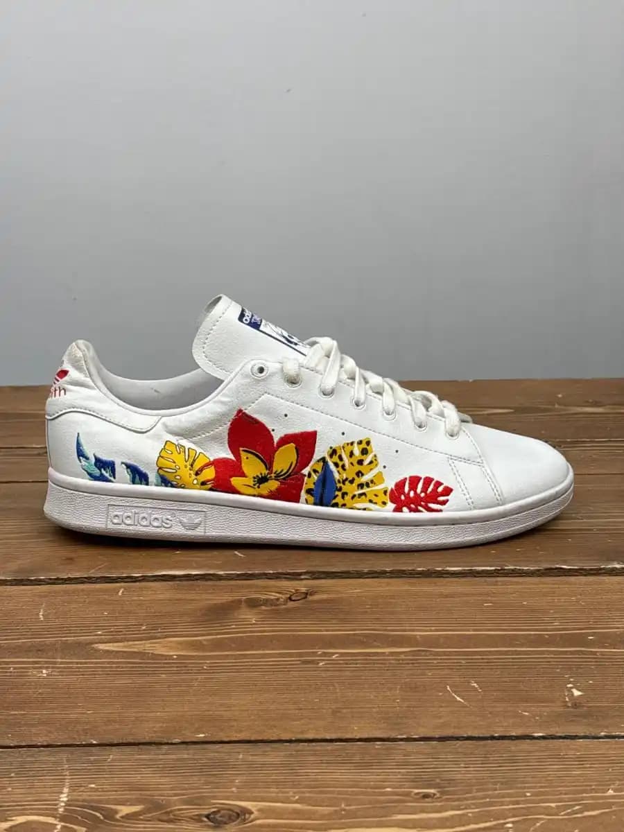 کتونی آد.ید.اس مدل stan smith