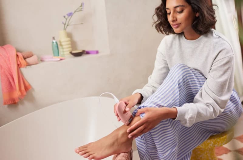 اپیلاتور فیلیپس Philips BRE229 Epilator | دو سرعته با چراغ Opti-light — تصویر ۷