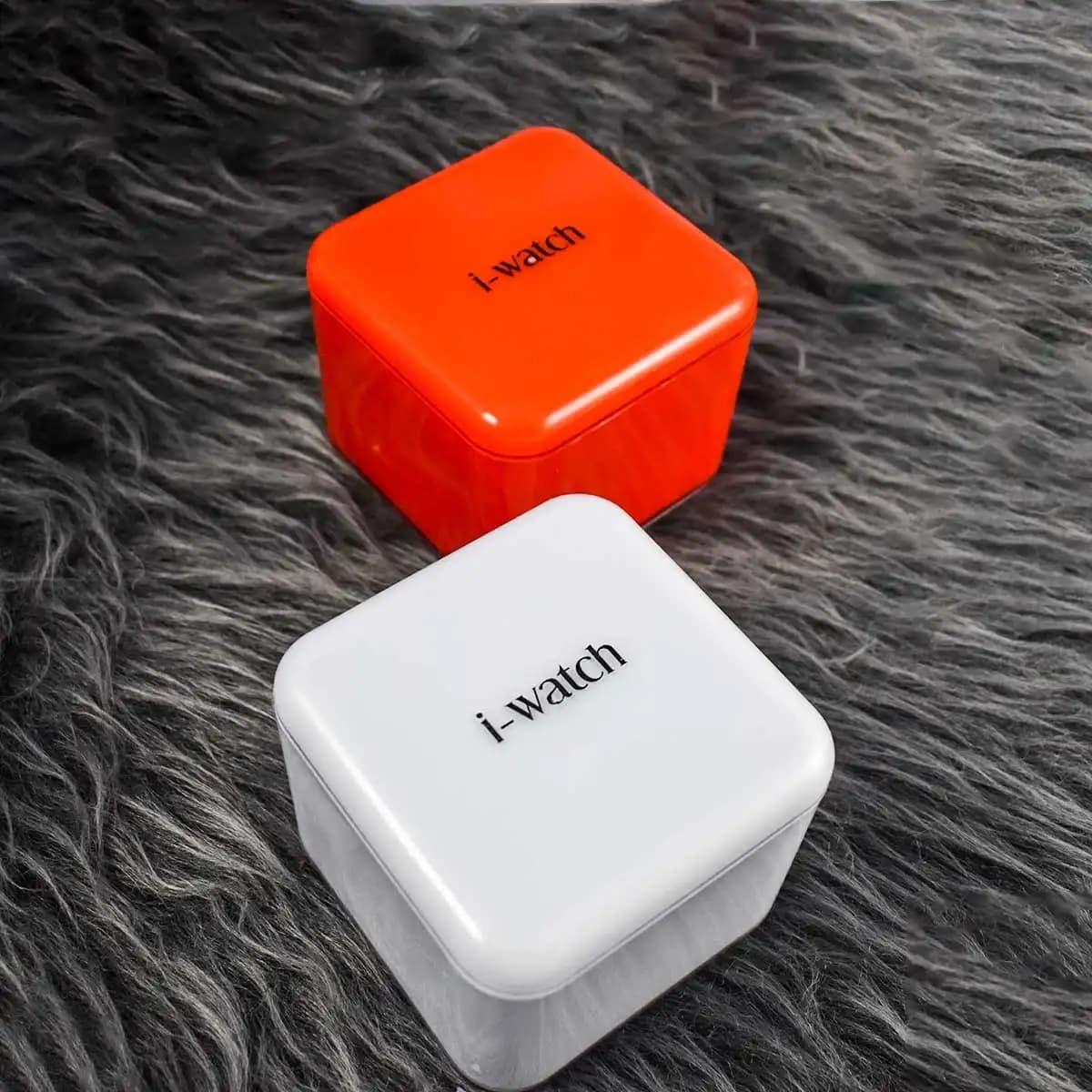 ساعت مچی عقربه ای مردانه آی واچ مشکی طلایی مدل IW190234M — تصویر ۵