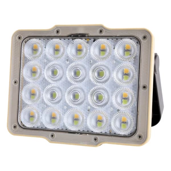 پروژکتور خورشیدی گرین لاین Green Lion مدل GNFL13SOLGTBK با باتری 4800 میلیآمپرساعت و 43 LED