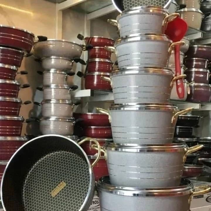 سرویس 15 پارچه گلدانی دسته طلا پرتو کالا لب چدن زنبوری
