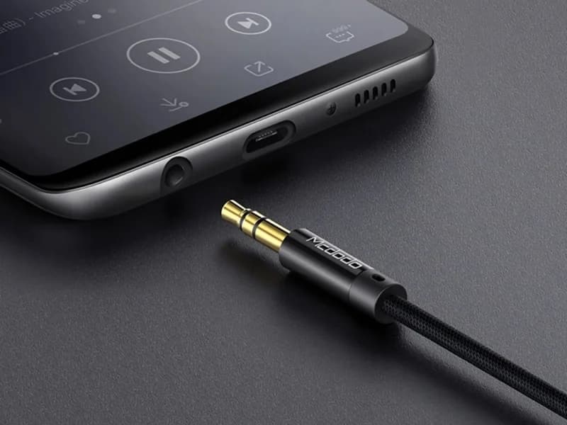 کابل aux مک دودو Mcdodo CA-664 مدل Audio Cable 1.2M