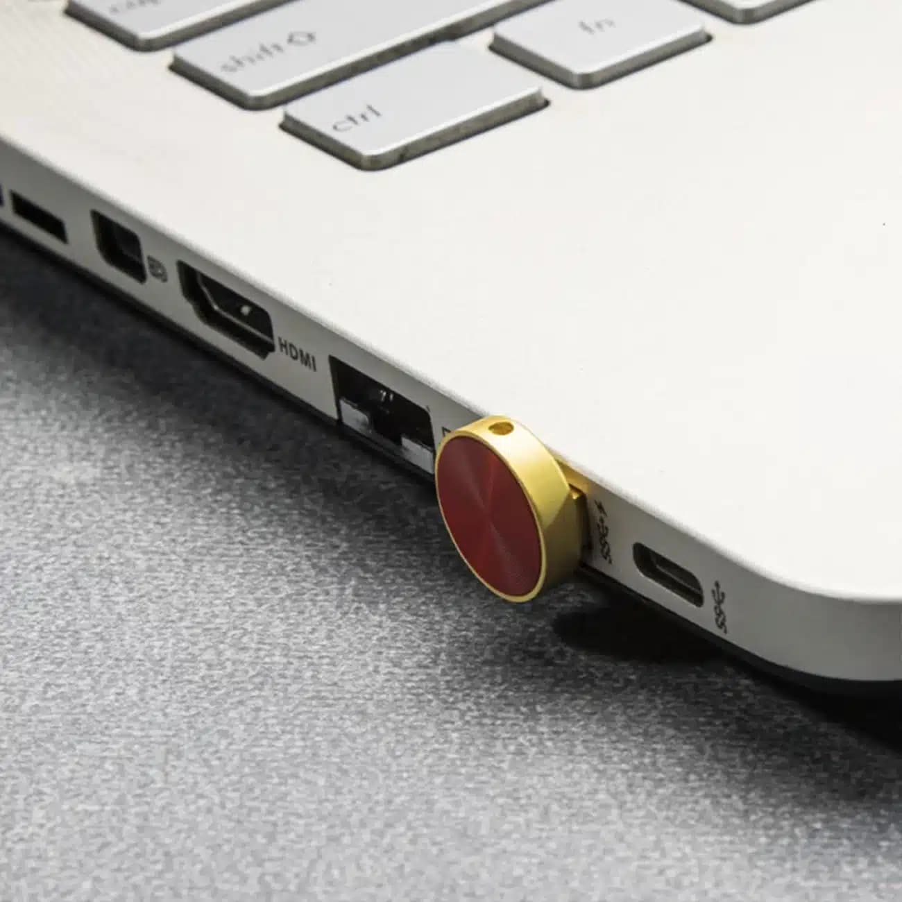 فلش مموری کینگ استار KingStar مدل KS240 ظرفیت 64 گیگابایت USB 2.0 — تصویر ۴
