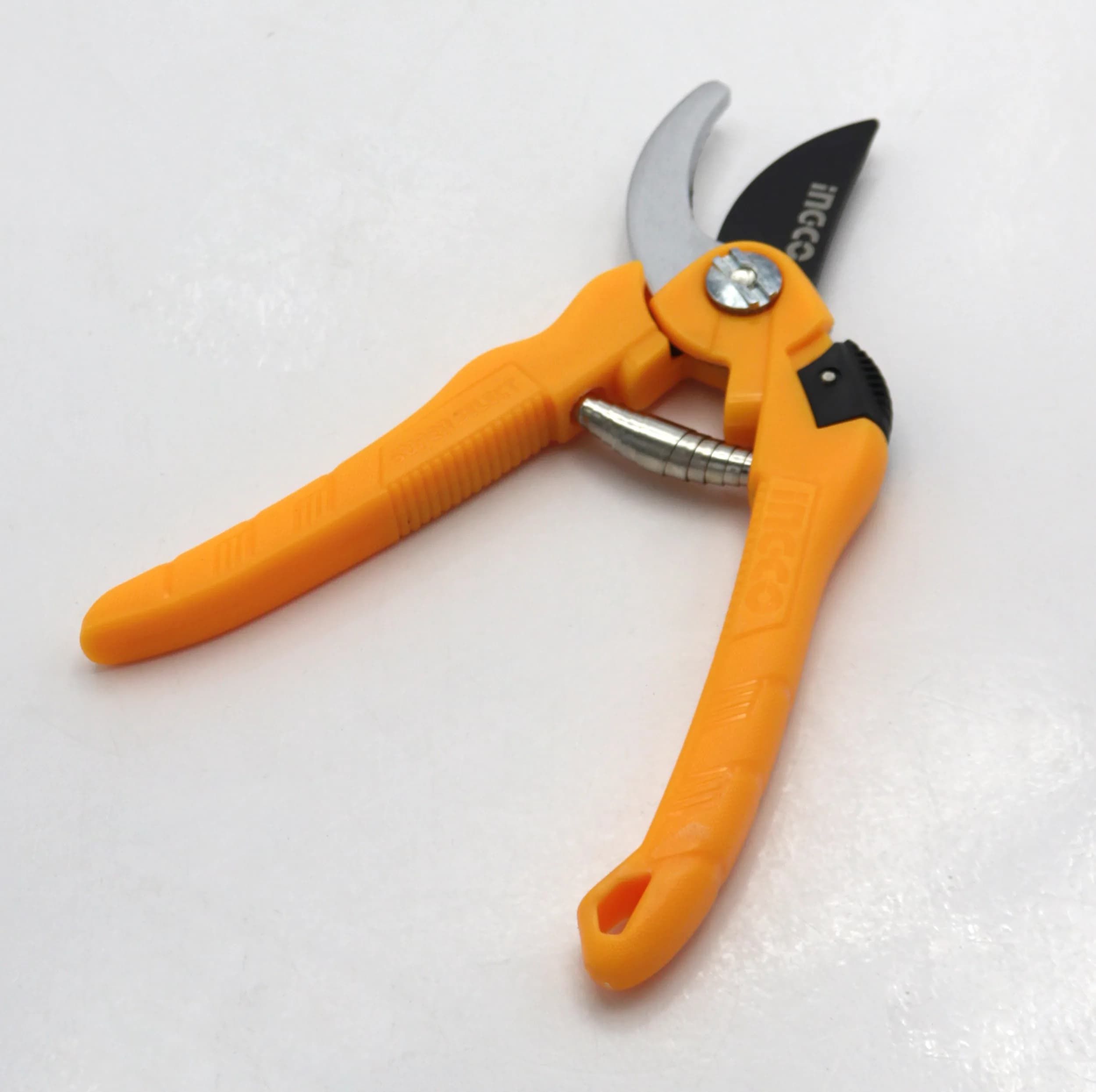 ابزار باغبانی اینکو مدل YPZ-HLT78033 مجموعه 3 عددی — تصویر ۵