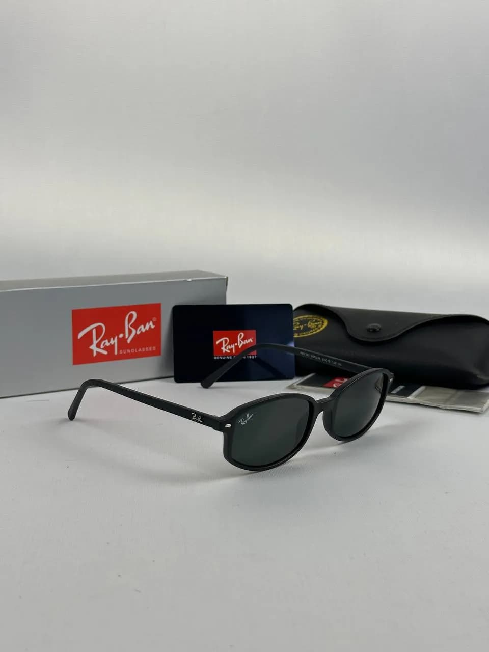عینک ریبن مشکی مات rb-2232