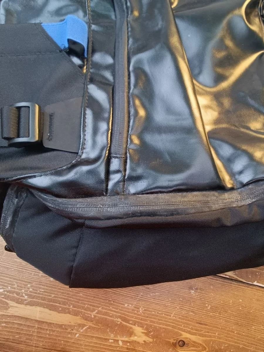 کوله پشتی اسپرت و تاکتیکال مدل Urban Glossy — تصویر ۳