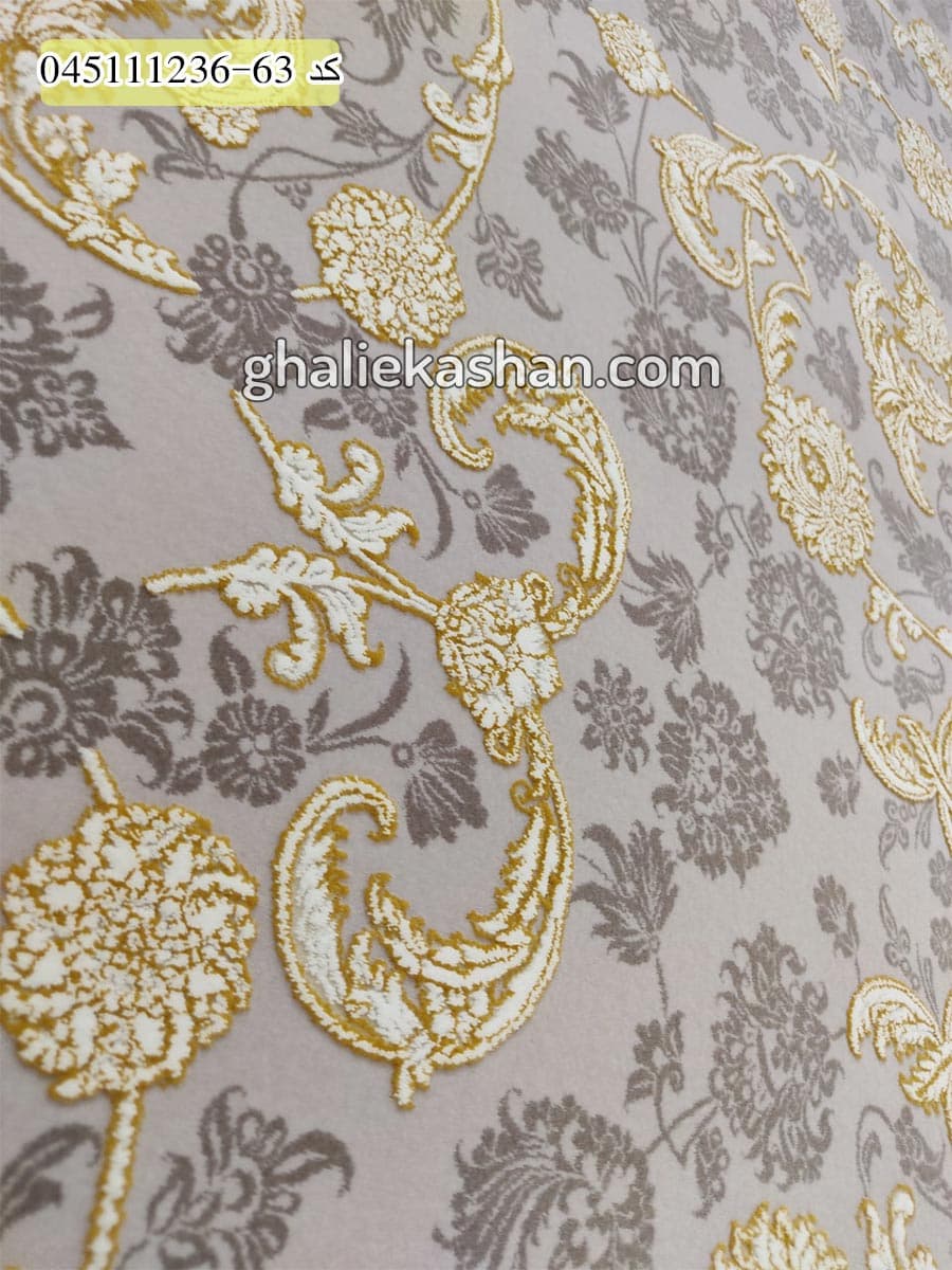 فرش طلاکوب 1200 شانه طرح افشان ترمه نقره ای متالیک کاشان – گل برجسته — تصویر ۲